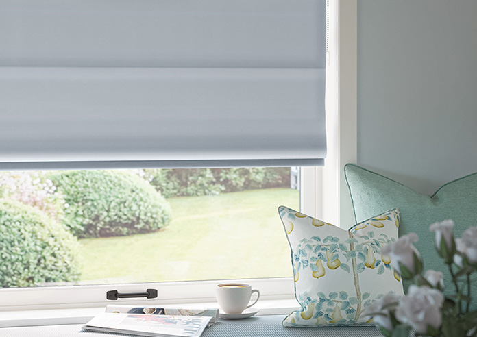 Menton, Cloud Blue - Twist&Fit Roman Blind - Image 5
